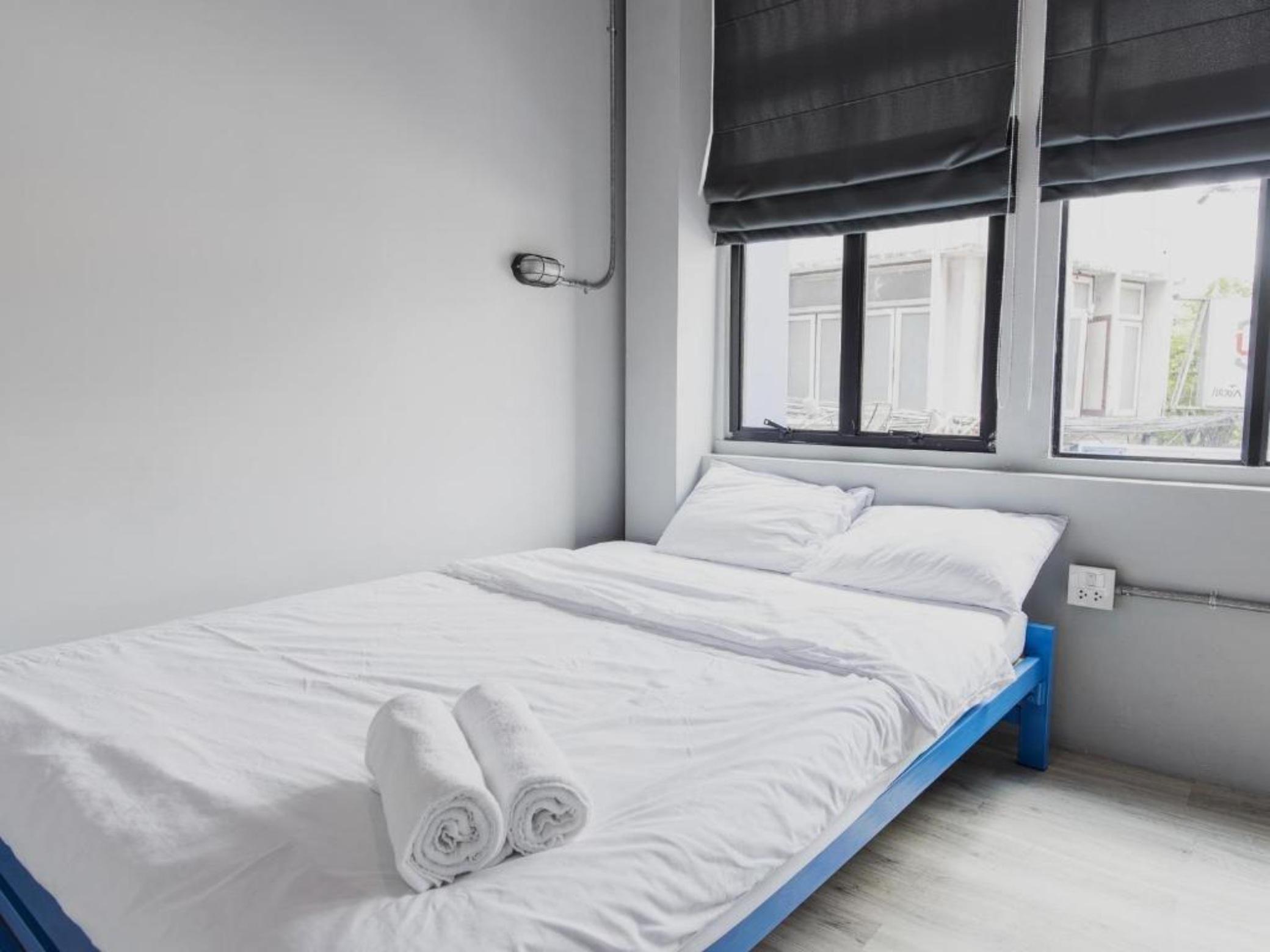 Loftel Station Hostel Bangkok Ngoại thất bức ảnh