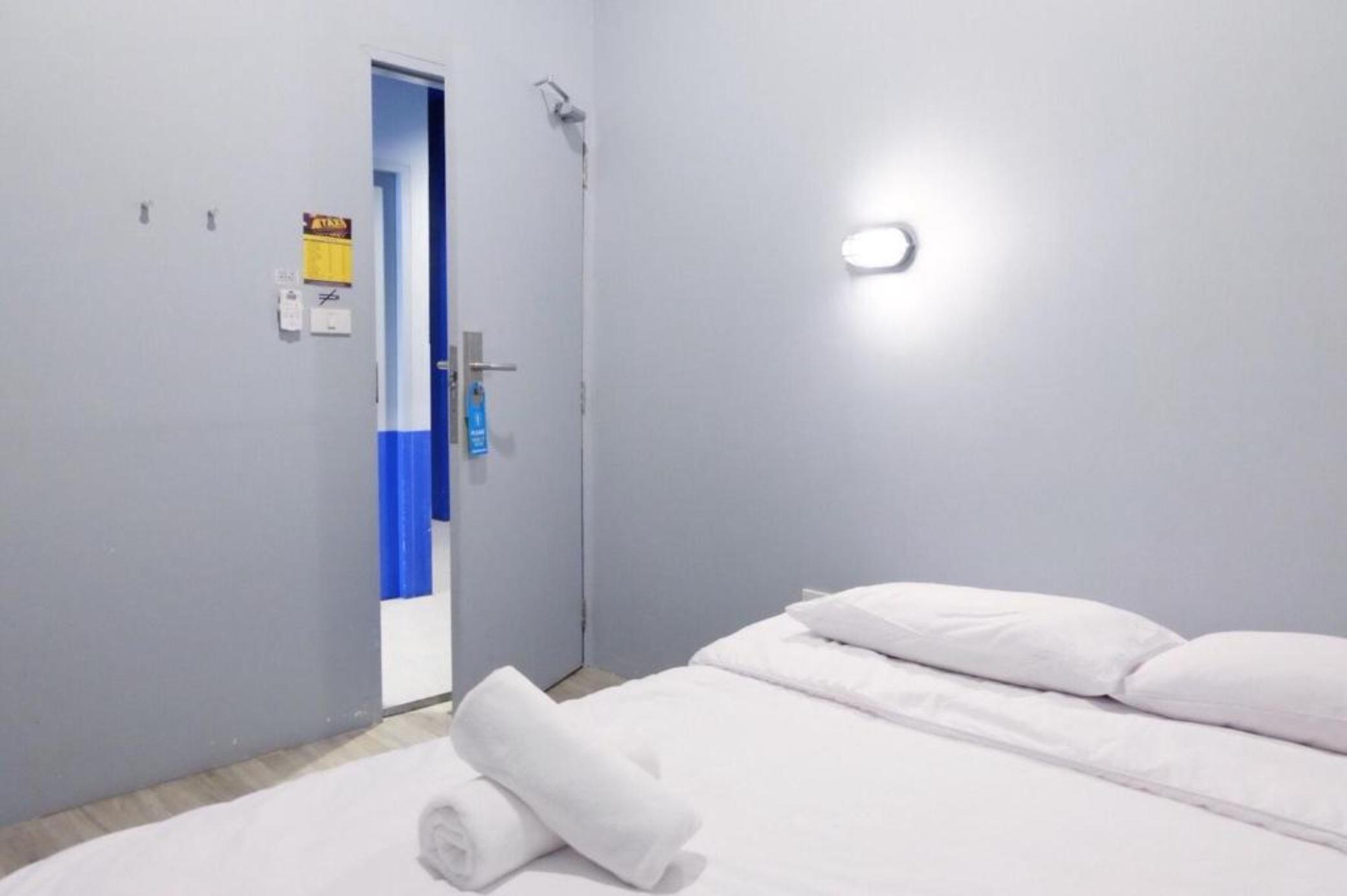 Loftel Station Hostel Bangkok Ngoại thất bức ảnh
