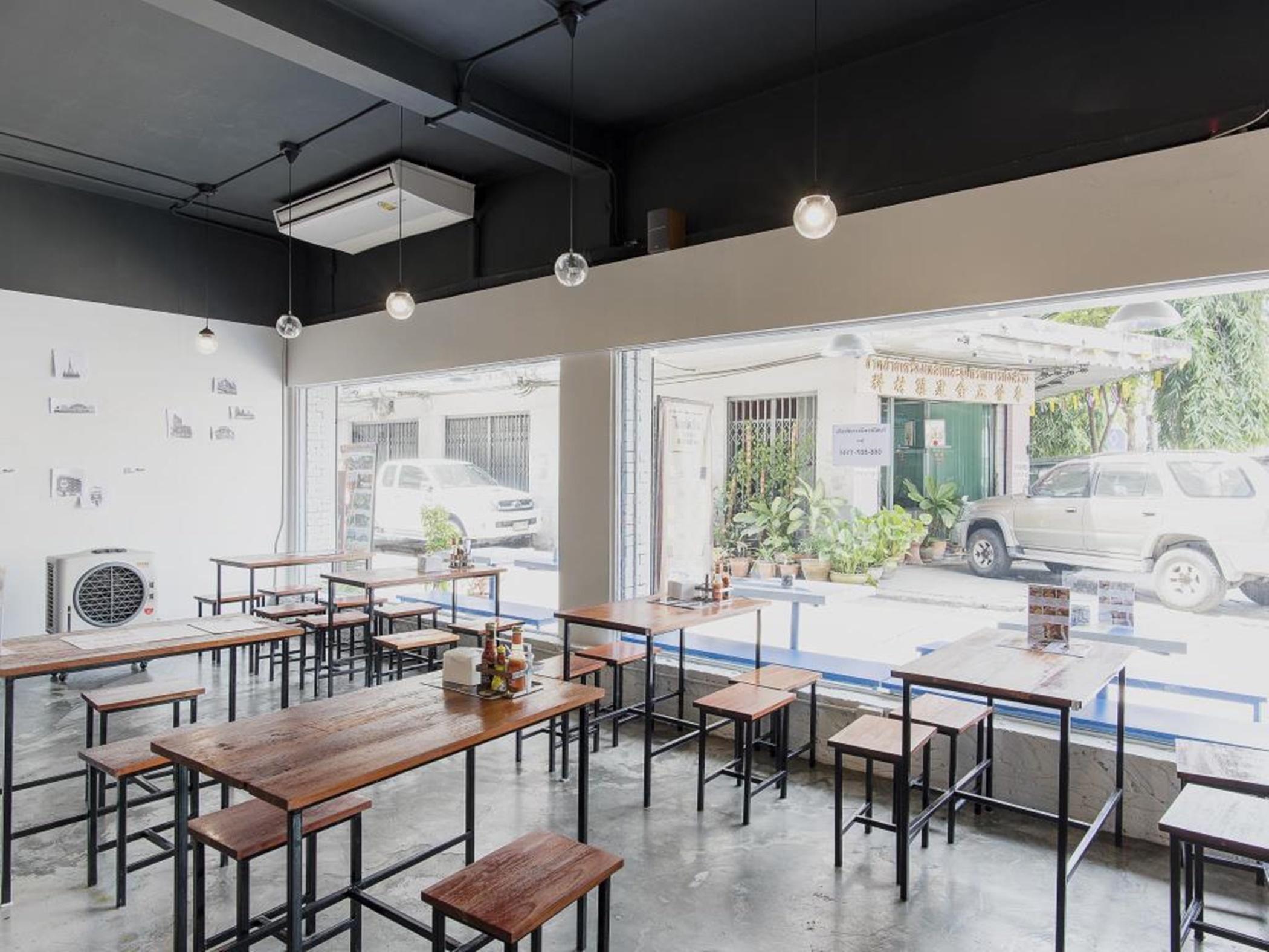 Loftel Station Hostel Bangkok Ngoại thất bức ảnh